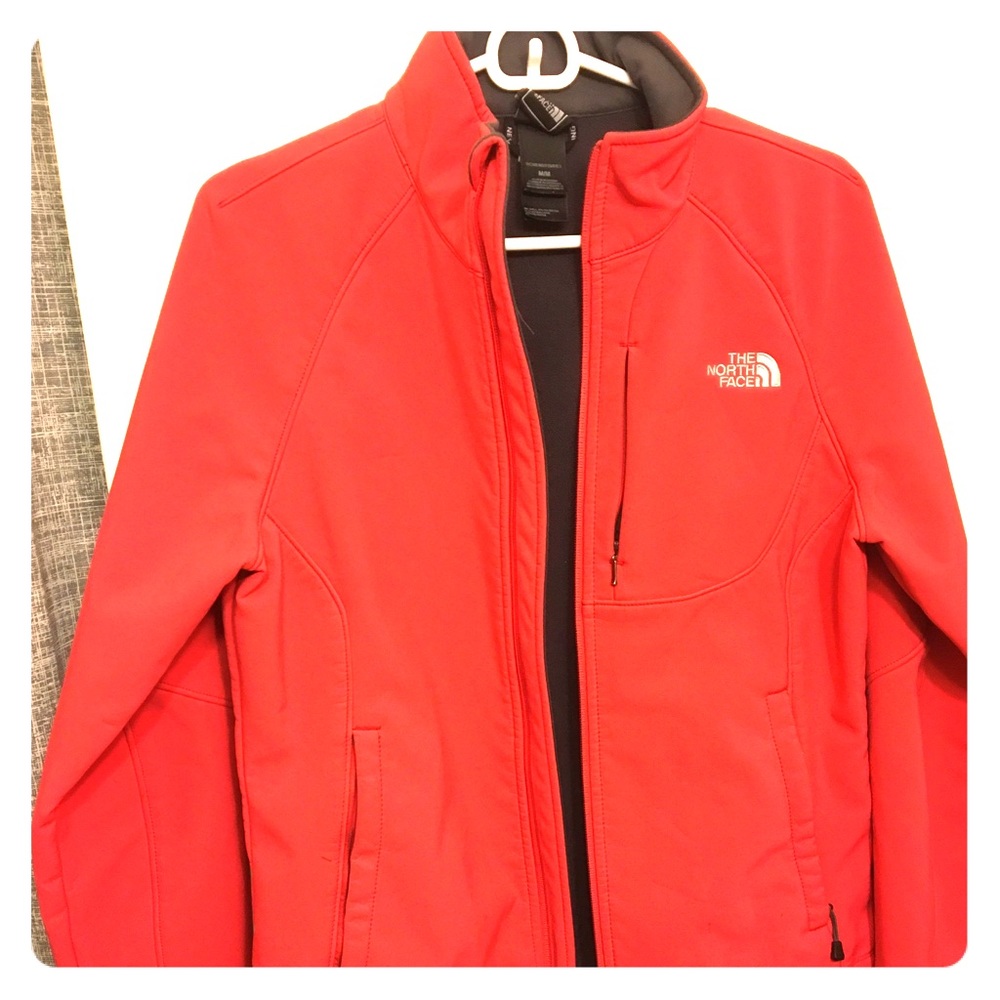 Women’s Coral Northface Apex Jacket
